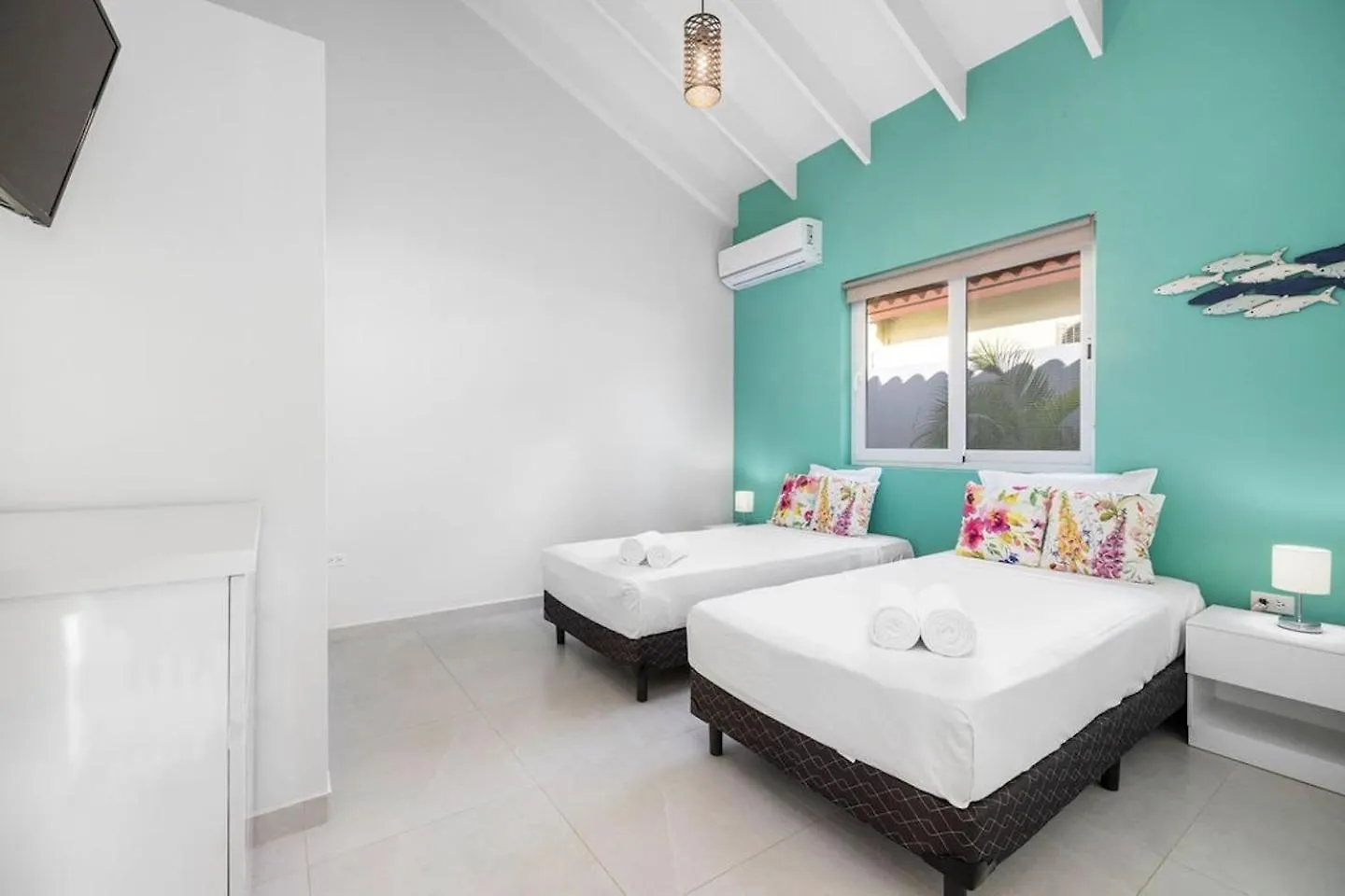 New Modern 3Bdr/2Ba Private Pool Villa Paradera