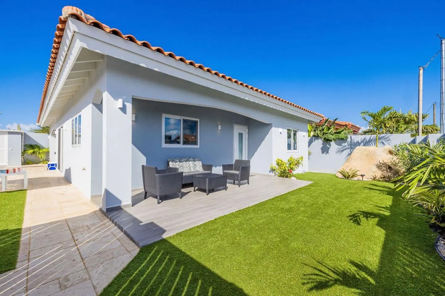 New Modern 3Bdr/2Ba Private Pool Villa Paradera