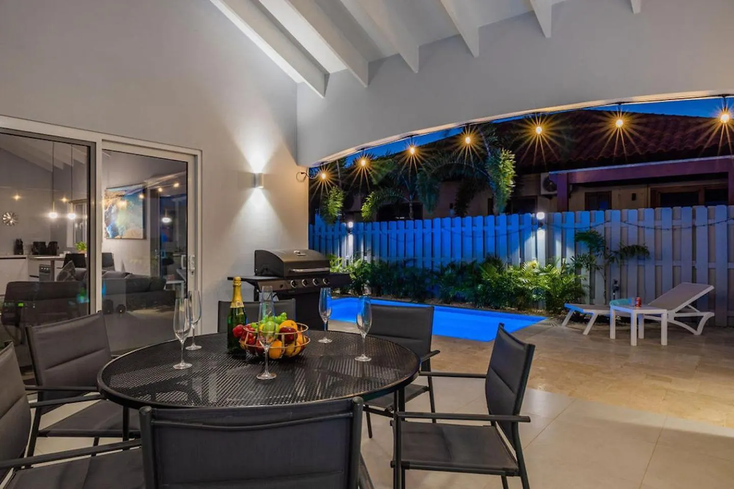 New Modern 3Bdr/2Ba Private Pool Villa Paradera