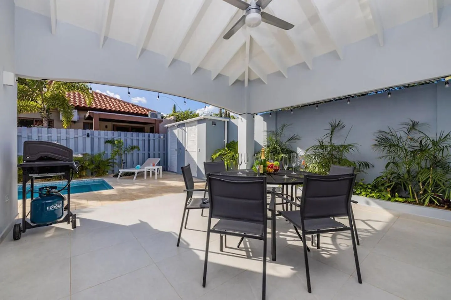 New Modern 3Bdr/2Ba Private Pool Villa Paradera
